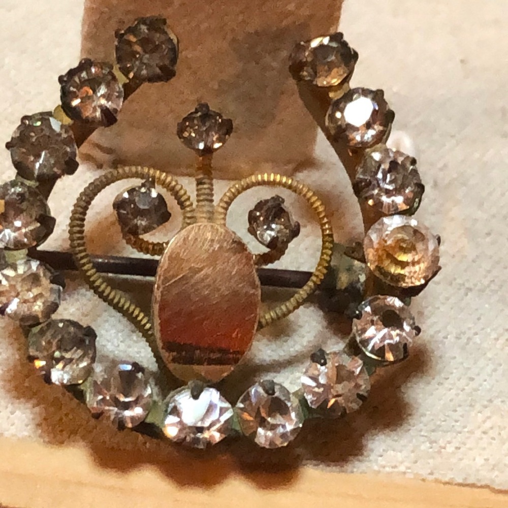 Antique Little C-Clasp Brooch